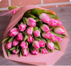 Розовые тюльпаны 25 штук