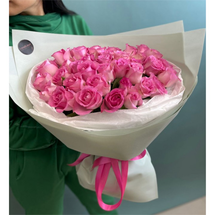 Букет из 31 розовых роз