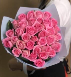 Букет из розовых 35 роз